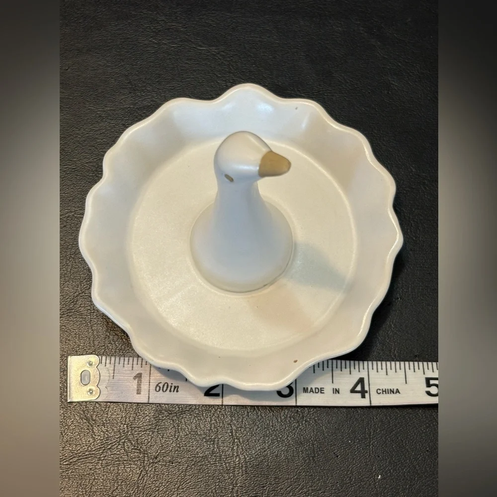 Urban Outfitters Cream Ceramic Goose Ring/Trinket Dish